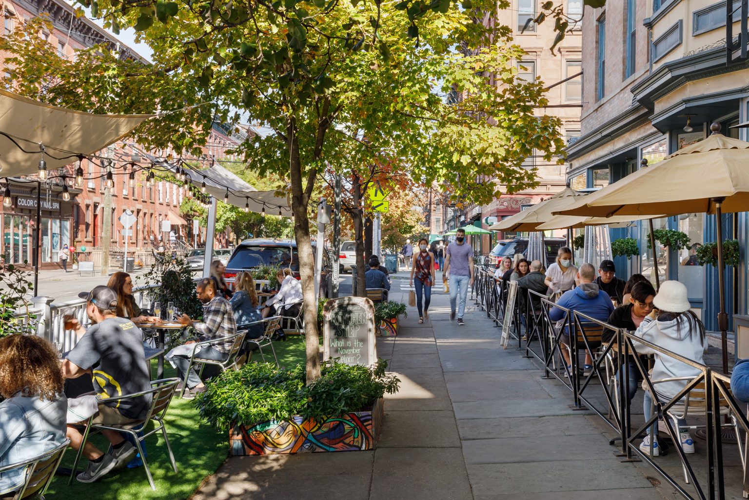 Discover Outdoor Dining on Smith Street Near Hub in Brooklyn, NYC ...